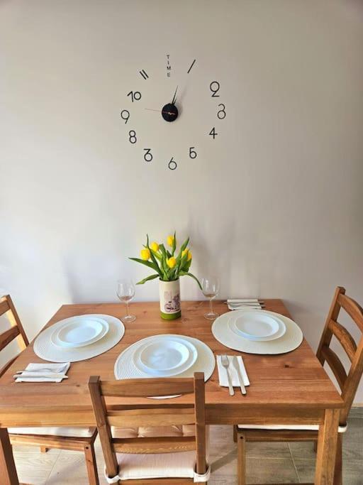 Cozy Sorada 1 Apartment Bragadiru ภายนอก รูปภาพ
